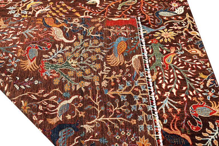 A Ziglar Ariana carpet a. 296 x 204 cm.