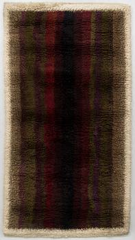 Uhra-Beata Simberg-Ehrström, Finnish rug/rya rug for the Friends of Finnish Handicraft. Circa 237 x 125 cm.