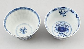 SKÅLAR, 2 st, porslin, Kina, Kangxi 1662-1722.