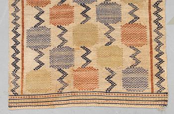 Märta Måås-Fjetterström, A textile, "Skaftblomman", flat weave, ca 131,5 x 47 cm, signed MMF.
