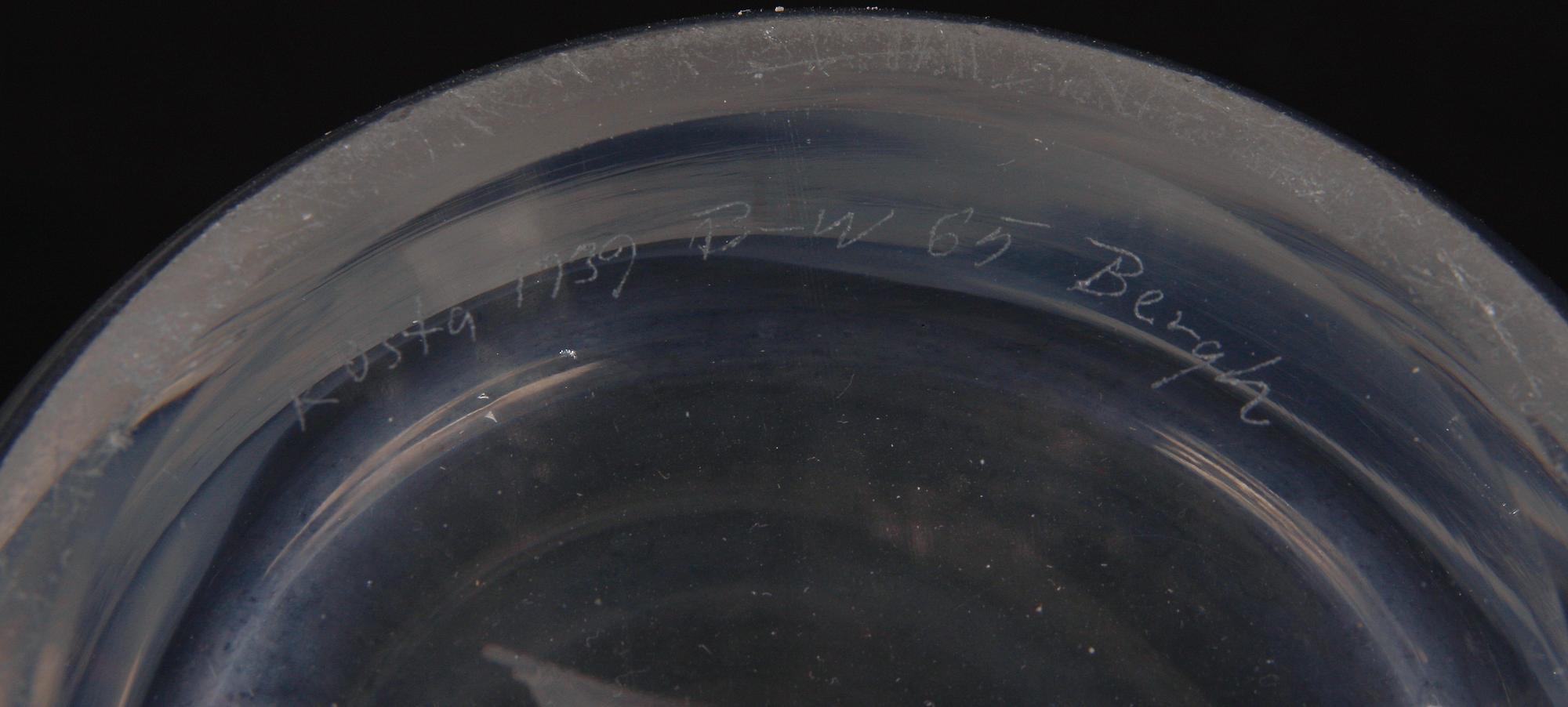 VAS, glas, Kosta, sign Bergh, dat 1939.