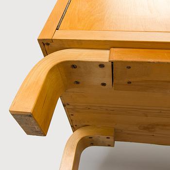 Alvar or Aino Aalto, a mid-20th century cabinet, for O.Y. Huonekalu- ja Rakennustyötehdas A.B.