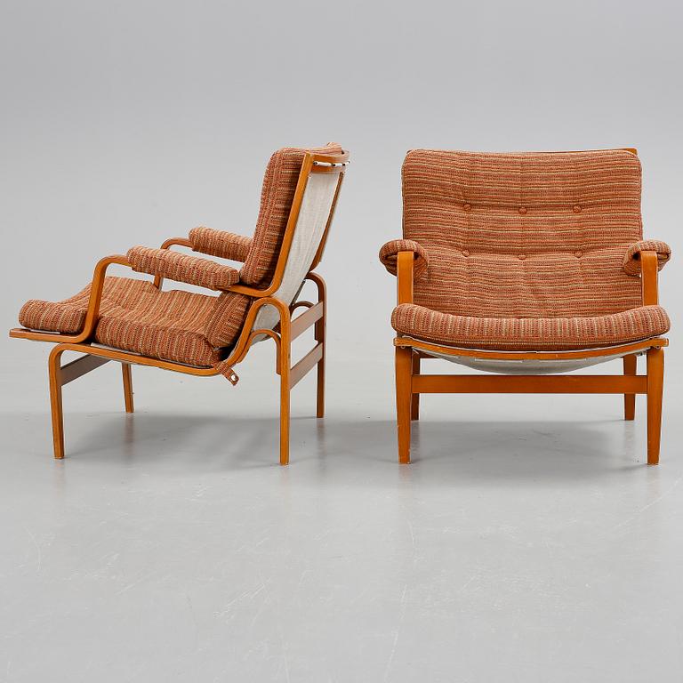 FÅTÖLJER, ett par, "Ingrid", Bruno Mathsson för Dux, 1900-talets slut.