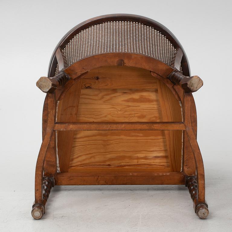 Karmstolar, ett par, Gemla Diö, 1920-tal.
