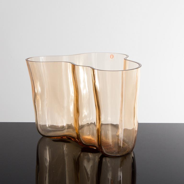 ALVAR AALTO, vas, glas, "Savoy 3030", "Jubileumsvas 1996", Iittala, signerad "Alvar Aalto Ittala 1936-1996".