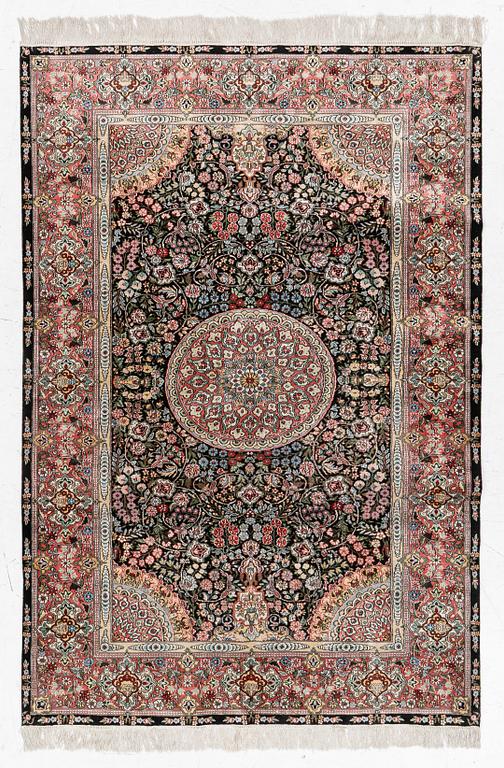 Carpet, Oriental silk, approx. 184 x 125 cm.