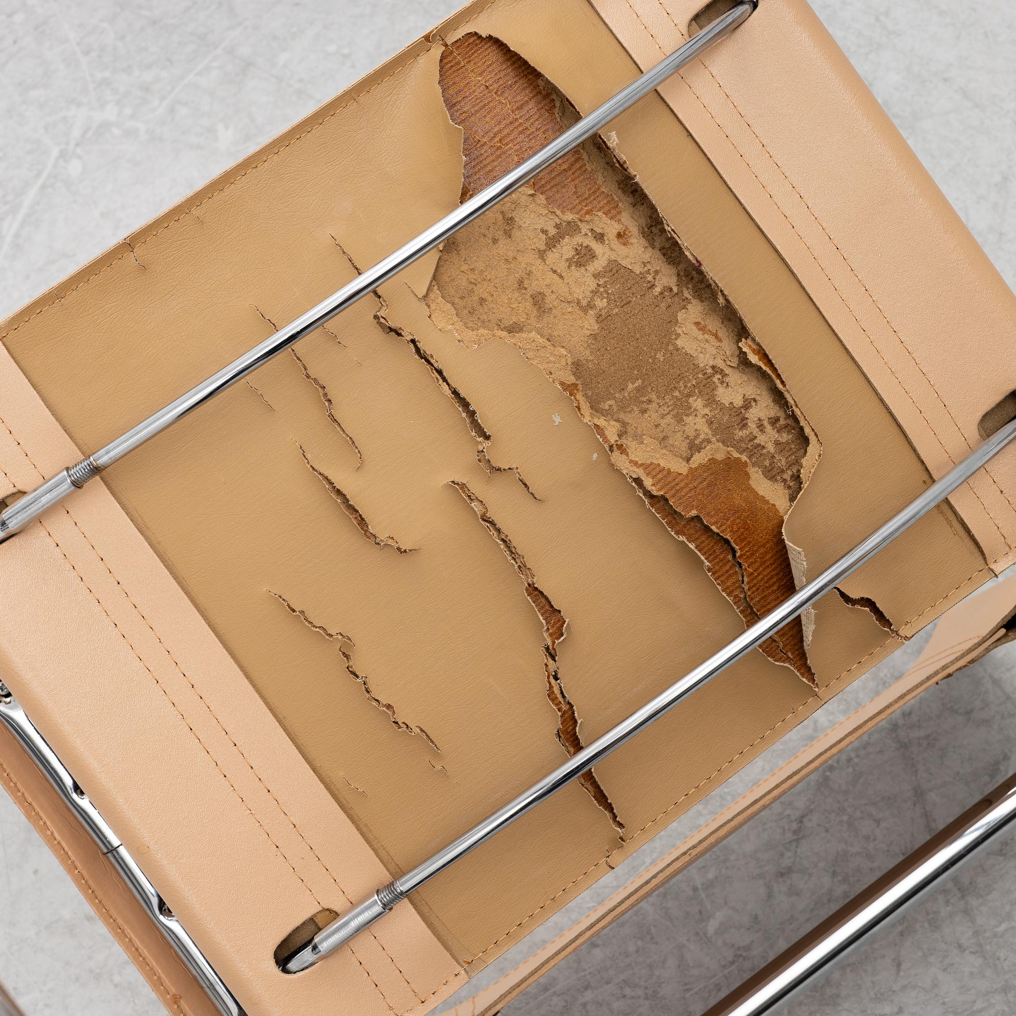 Four armchairs, end of the 20th century.