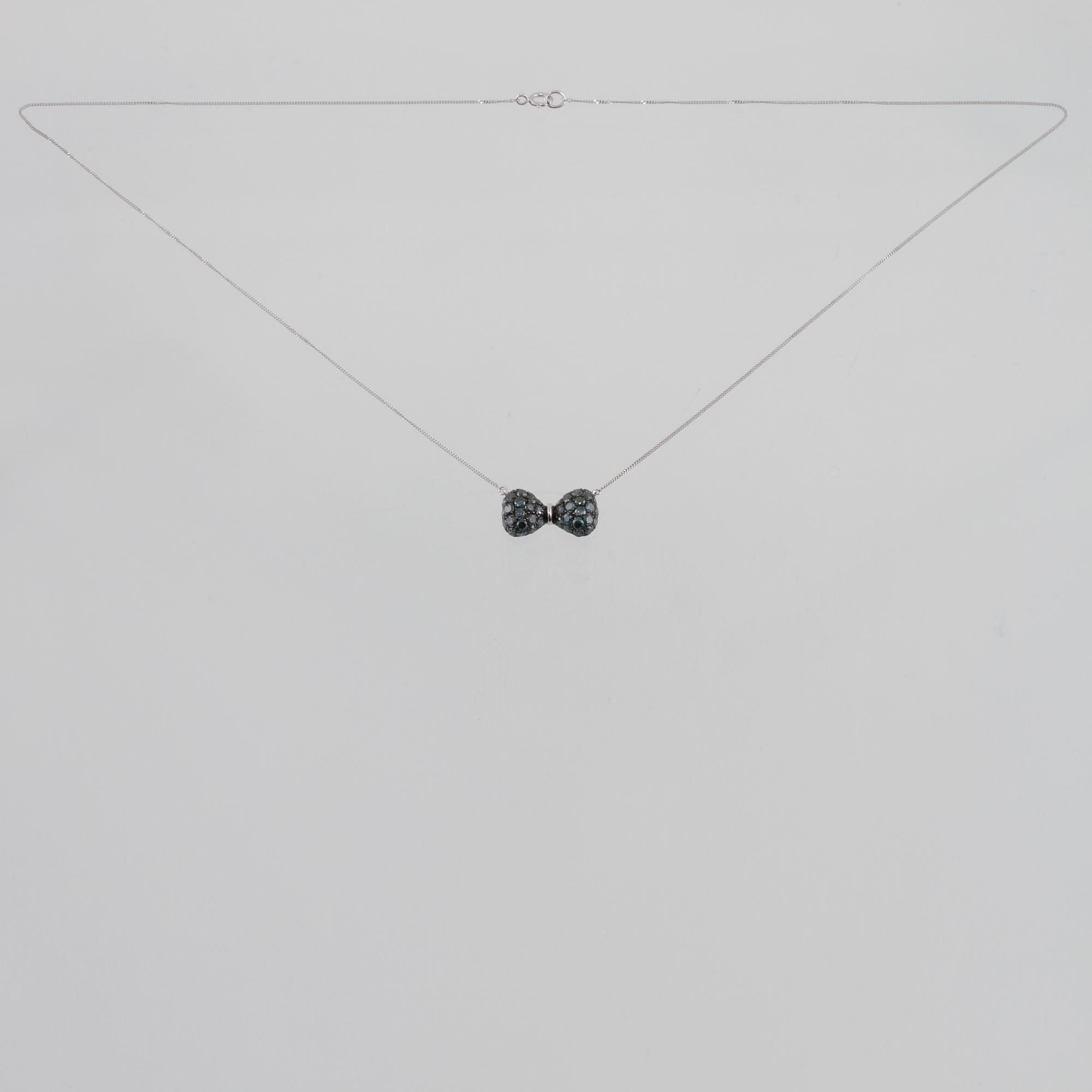 HÄNGE, 18K vitguld med åttkantslipade grönblå diamanter 1.06 ct. Vikt 1,8 gram.