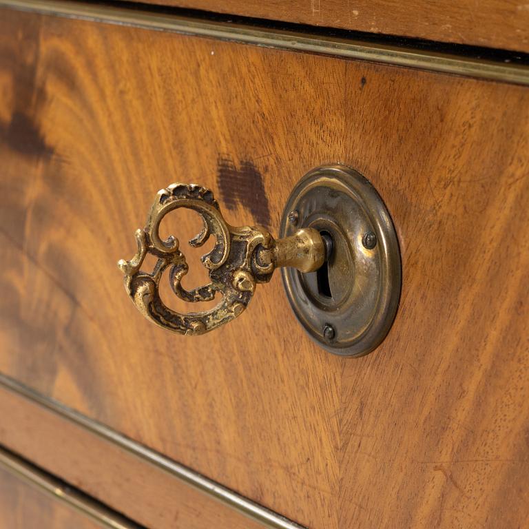 A late Gustavian style chest of drawers, early 20th Century.