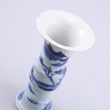 VAS, porslin, Kina, omkring sekelskiftet 1900.