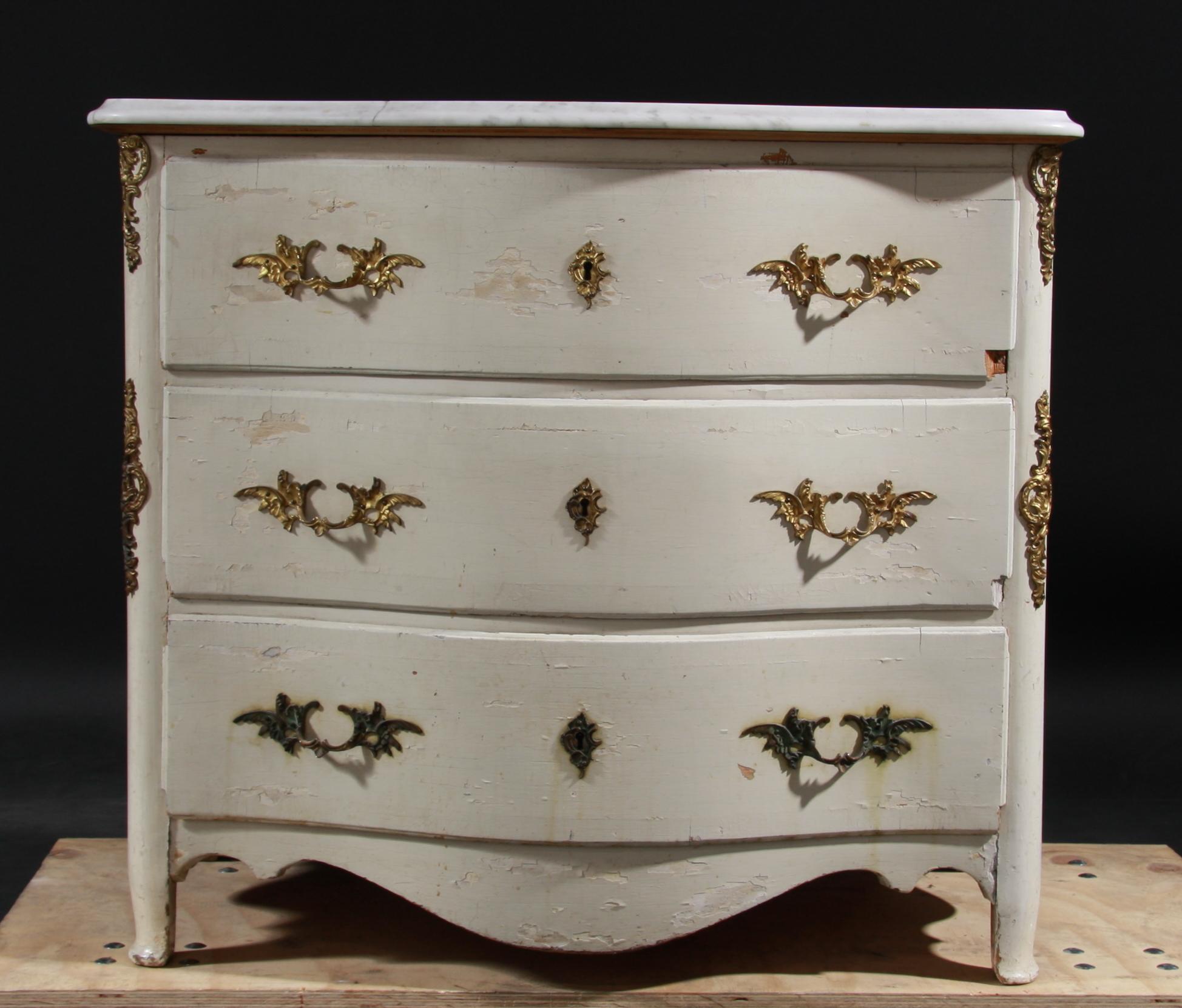 BYRÅ, senbarockstil, 1800-tal.