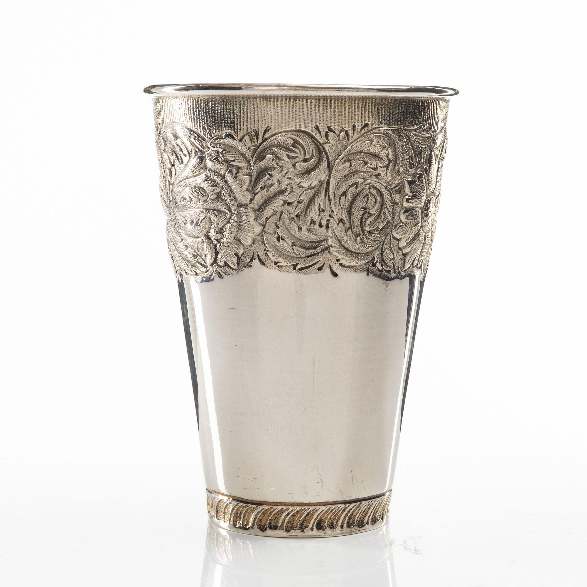 A silver beaker, mark Titulo and 916, Portugal 20th century.