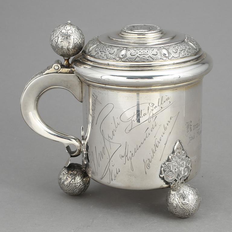 DRYCKESKANNA, silver, E Johansson, Gävle, 1917. Vikt ca 756g.