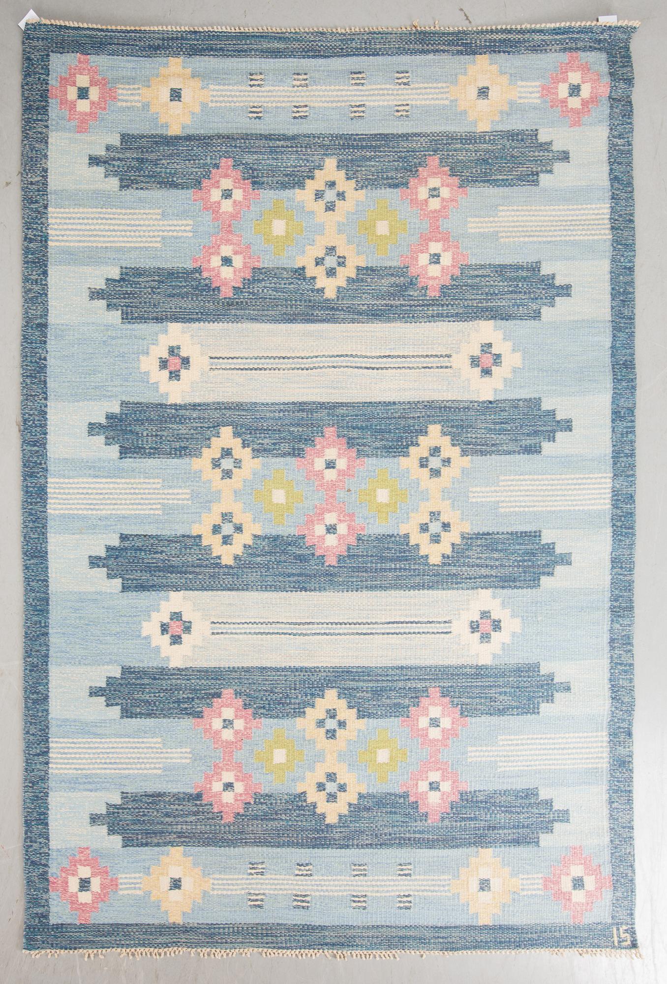 MATTA, rölakan, signerad IS (Ingegerd Silow). Ca 241 x 136 cm.