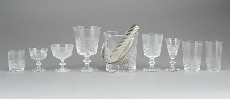 GLASSERVIS, 75 delar, "Diamant", Vicke Lindstrand, Kosta.