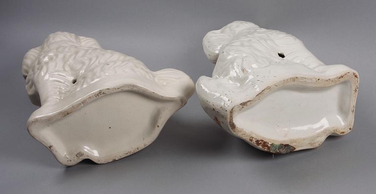 FIGURINER, ett par, keramik, England, 1800/1900-tal.