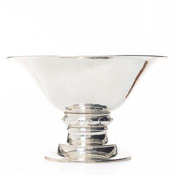 A Swedish silver bowl, mark of BH Edlunds Silverfabrik, Stockholm 1926.