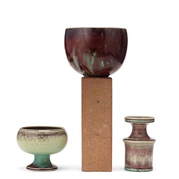 154. Stig Lindberg, two footed bowls and a vase, Gustavsberg studio 1976-80, the larger vase not signed.