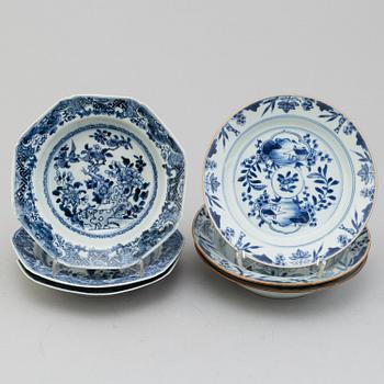 A set of eight blue and white dessert dishes, Qing dynasty, Qianlong (1736-95).