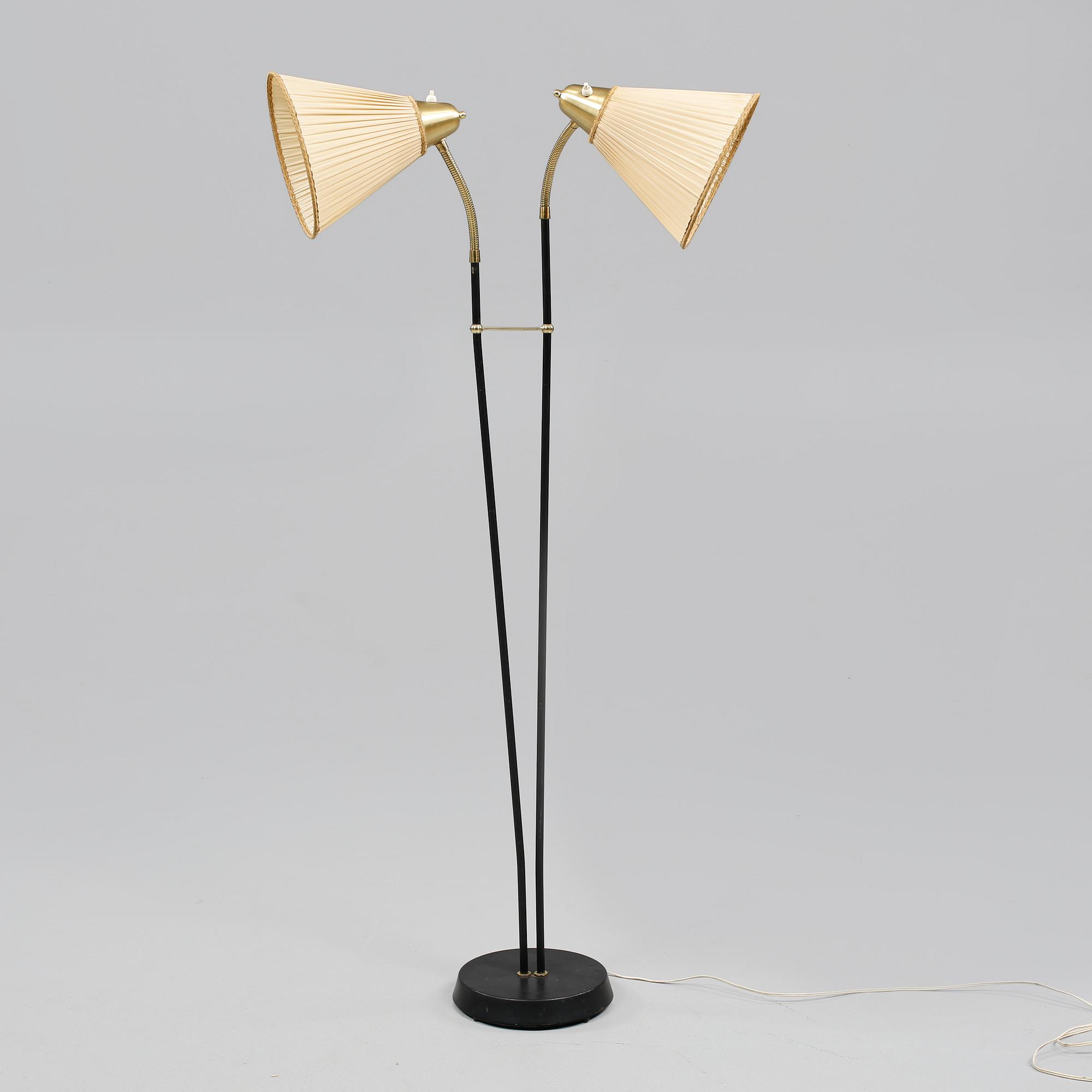 GOLVLAMPA, AB Armaturhantverk, Göteborg, omkring 1900-talets mitt.