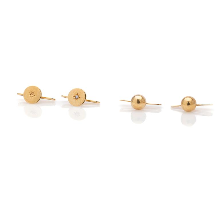 Cufflinks, two pairs, 18K gold.