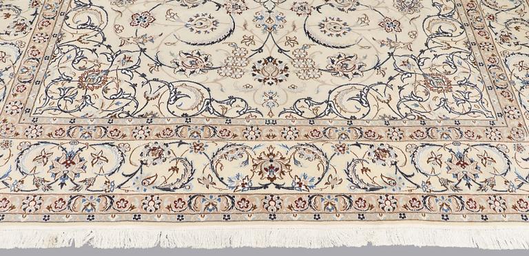 Rug, Nain part silk, so-called 9LAA, approximately 388 x 286 cm.