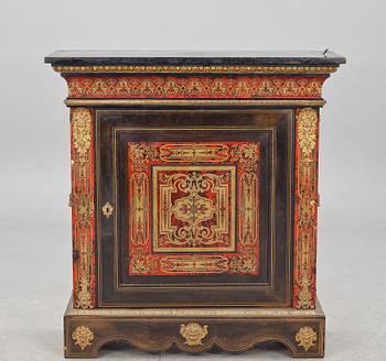 KONSOLSKÅP, boullearbete. Napoleon III, Frankrike 1800-tal.