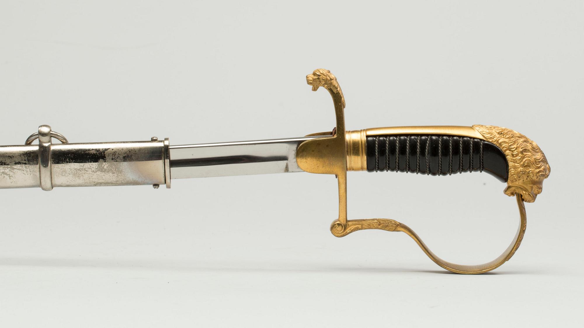 SABEL med stålbalja.