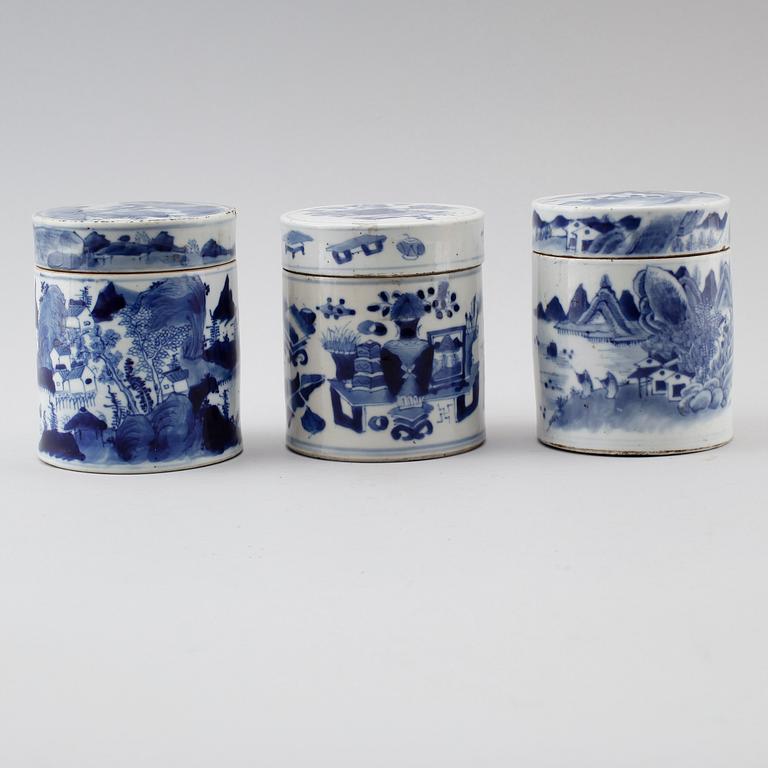 LOCKDOSOR, 3 st, porslin, Kina, 1800-tal.