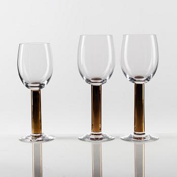 Gunnar Cyrén, an 18-piece 'Nobel' glass service, Orrefors.