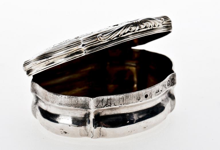 DOSA, silver, rokoko, otydl stämplar, möjligen Sverige, 1700-tal.