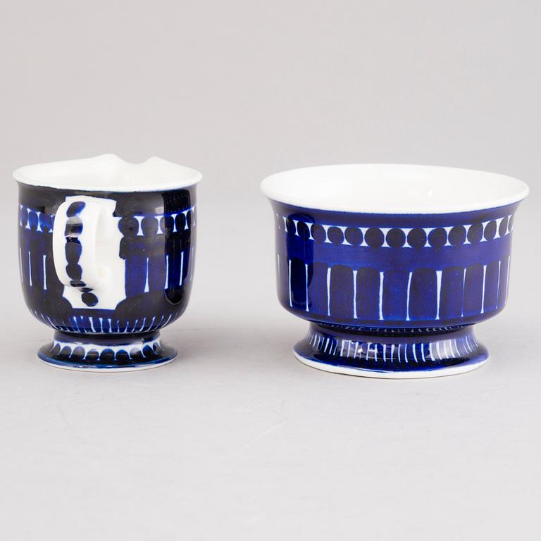 ULLA PROCOPÉ, A 21-piece 'Valencia' tea set for Arabia, Finland, 1970s.