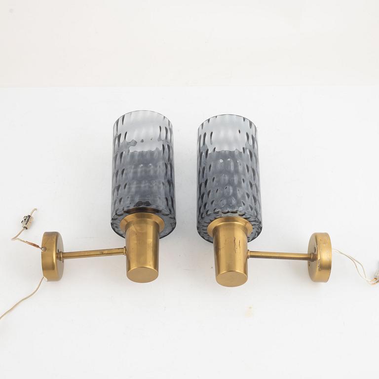 A pair of wall lights, second half of the 20th Century.