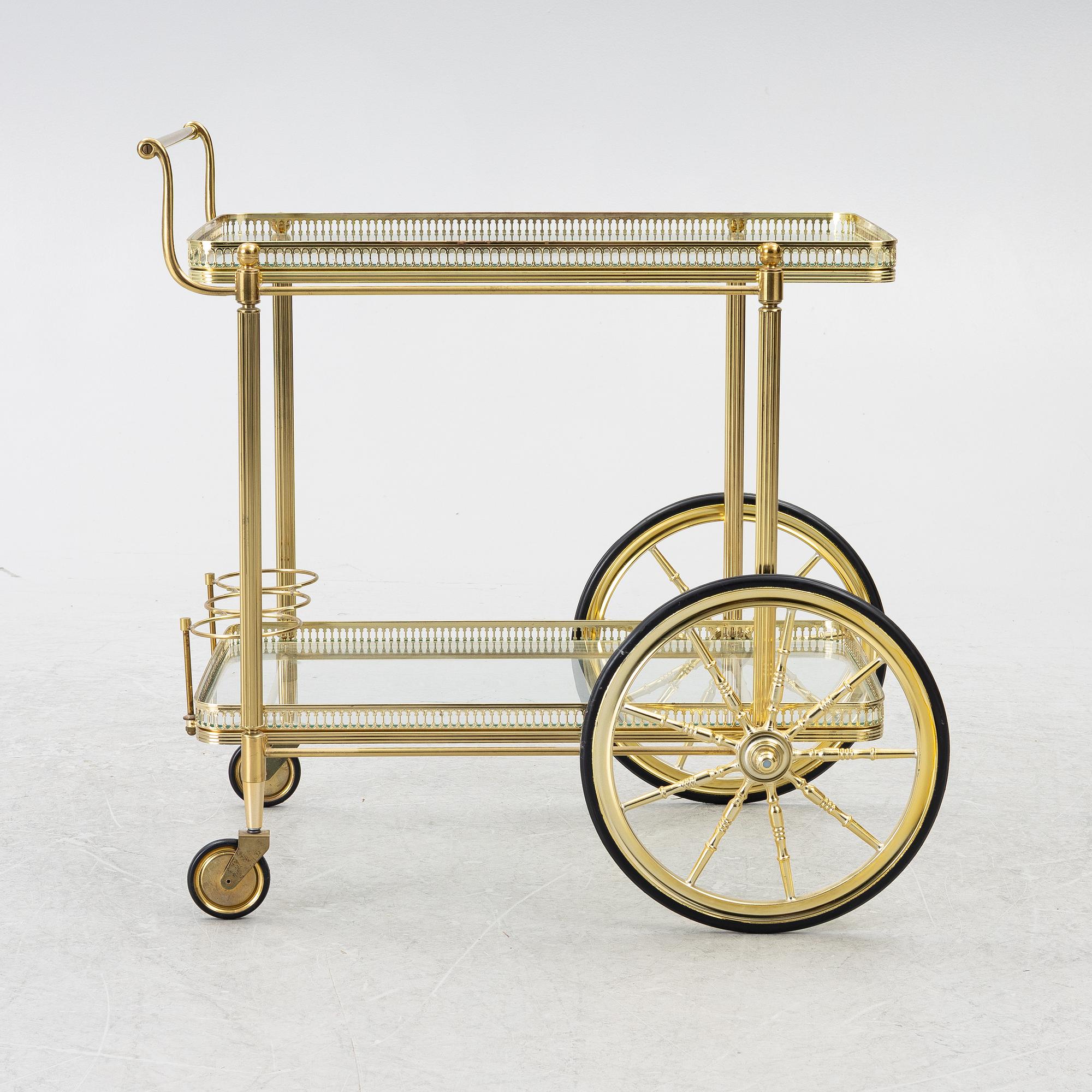 A serving trolley, second half of the 20th century.
