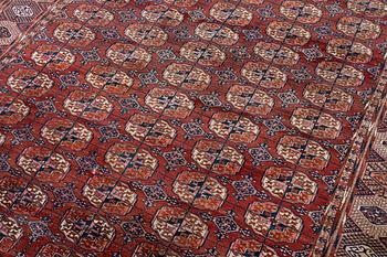 Huvudmatta Tekke Turkmen antik ca 328x232 cm.