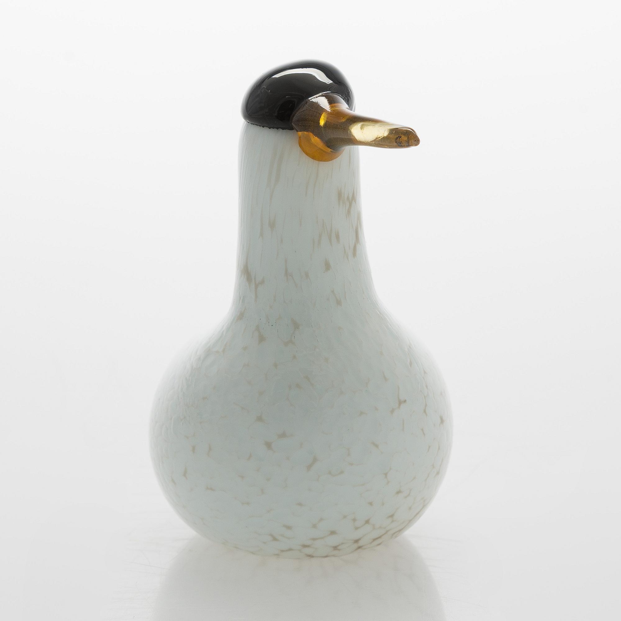 Oiva Toikka, an annual glass bird, 'Arctic tern', signed O. Toikka Nuutajärvi 2000.