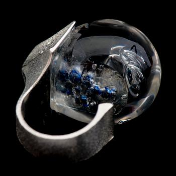 Björn Weckström, RING, "Förstelnad sjö", silver, akryl. Lapponia 1974.