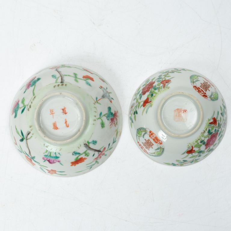 Skålar, sju stycken, porslin. Sen Qingdynasti, omkring 1900.