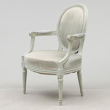 KARMSTOL. Gustaviansk. 1700-talets slut.