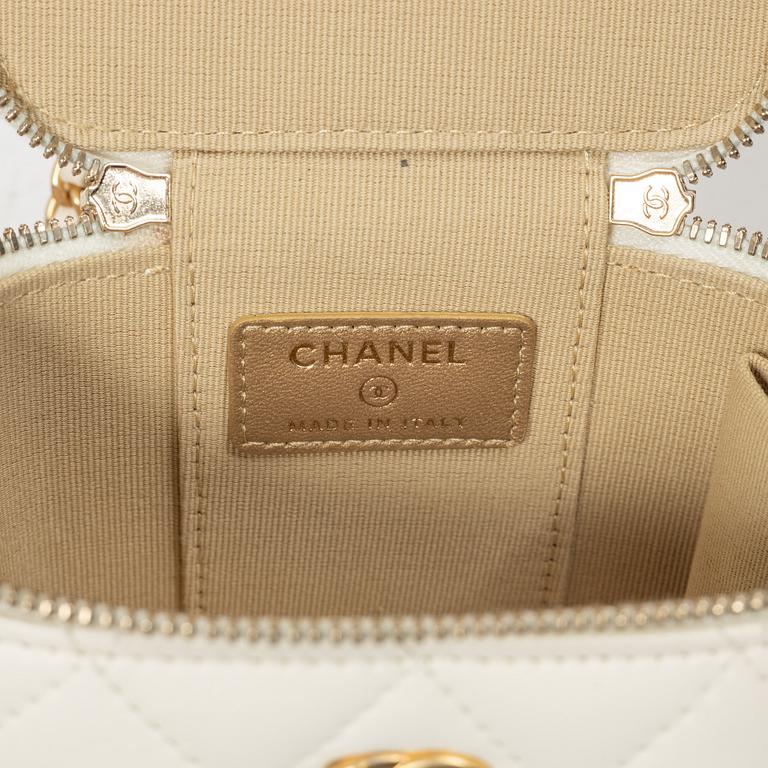 Chanel, Bag, “Mini Box Bag”.