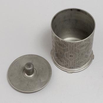 BOX WITH COVER, pewter, Swedish Grace, 1920s / 30s.