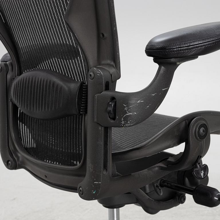 Don Chadwick/Bill Stump, skrivbordsstol, "Aeron", Herman Miller.