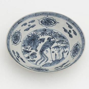 A blue and white Swatow dish, Ming dynasty.