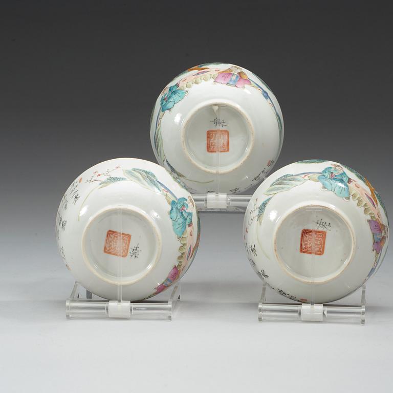 Three famille rose bowls, late Qing dynasty, with Tongzhi seal mark.