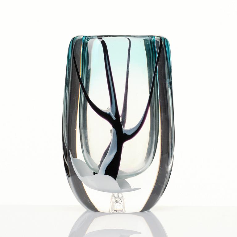 Vicke Lindstrand, a "Winter" glass vase, Kosta Glassworks, Sweden 1960s.