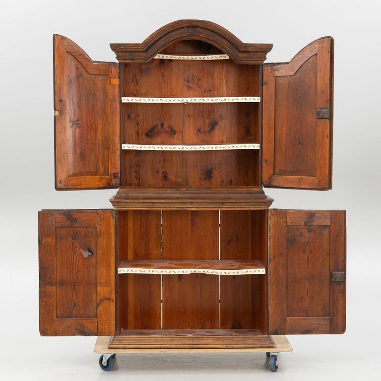 A cabinet, second half of the 18th century.