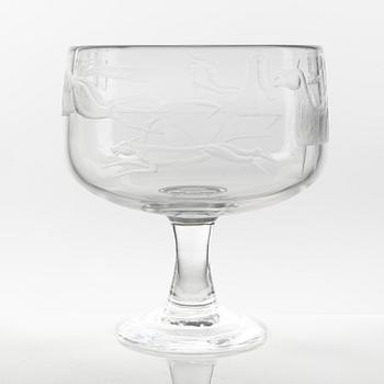 Erik Höglund, an engraved footed glass bowl, Boda, Sweden 1950/60s.
