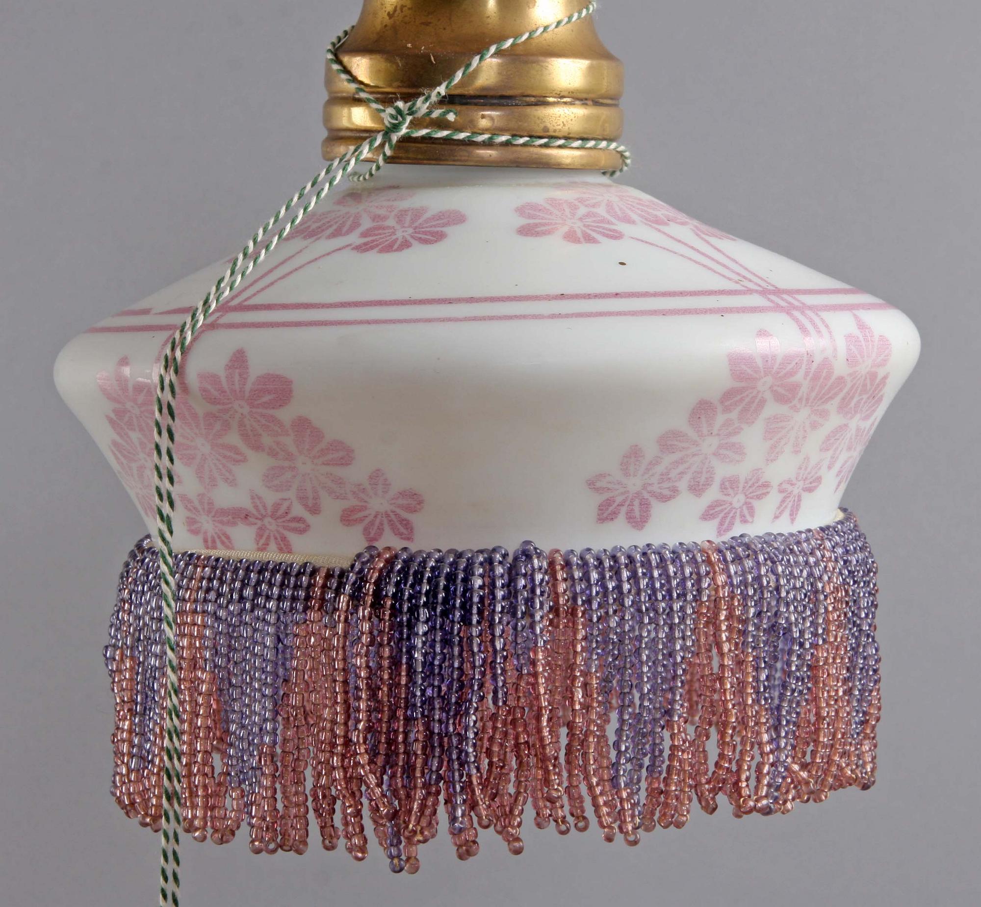 TAKLAMPA, 1900-talets första hälft, h 60.