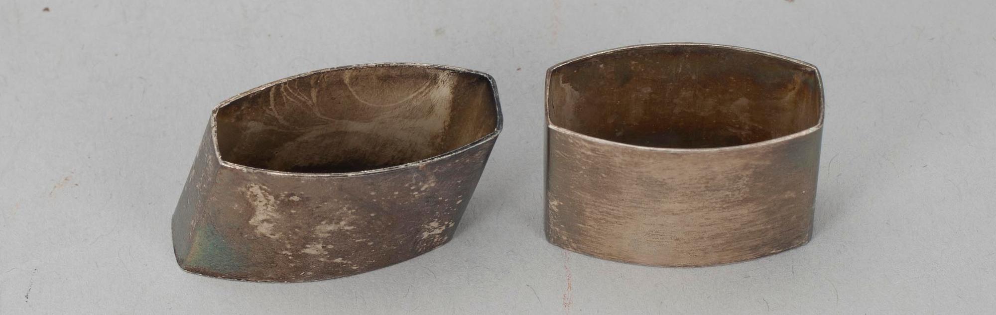 SERVETTRINGAR FÖR KAFFESERVETTER 13+4 st, silver, Auran Kultasepät samt Osuusliike kultasepät, Åbo. Tot. vikt ca 65,5 g.
