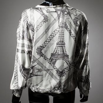 BLUS, siden, Jean's Paul Gaultier.